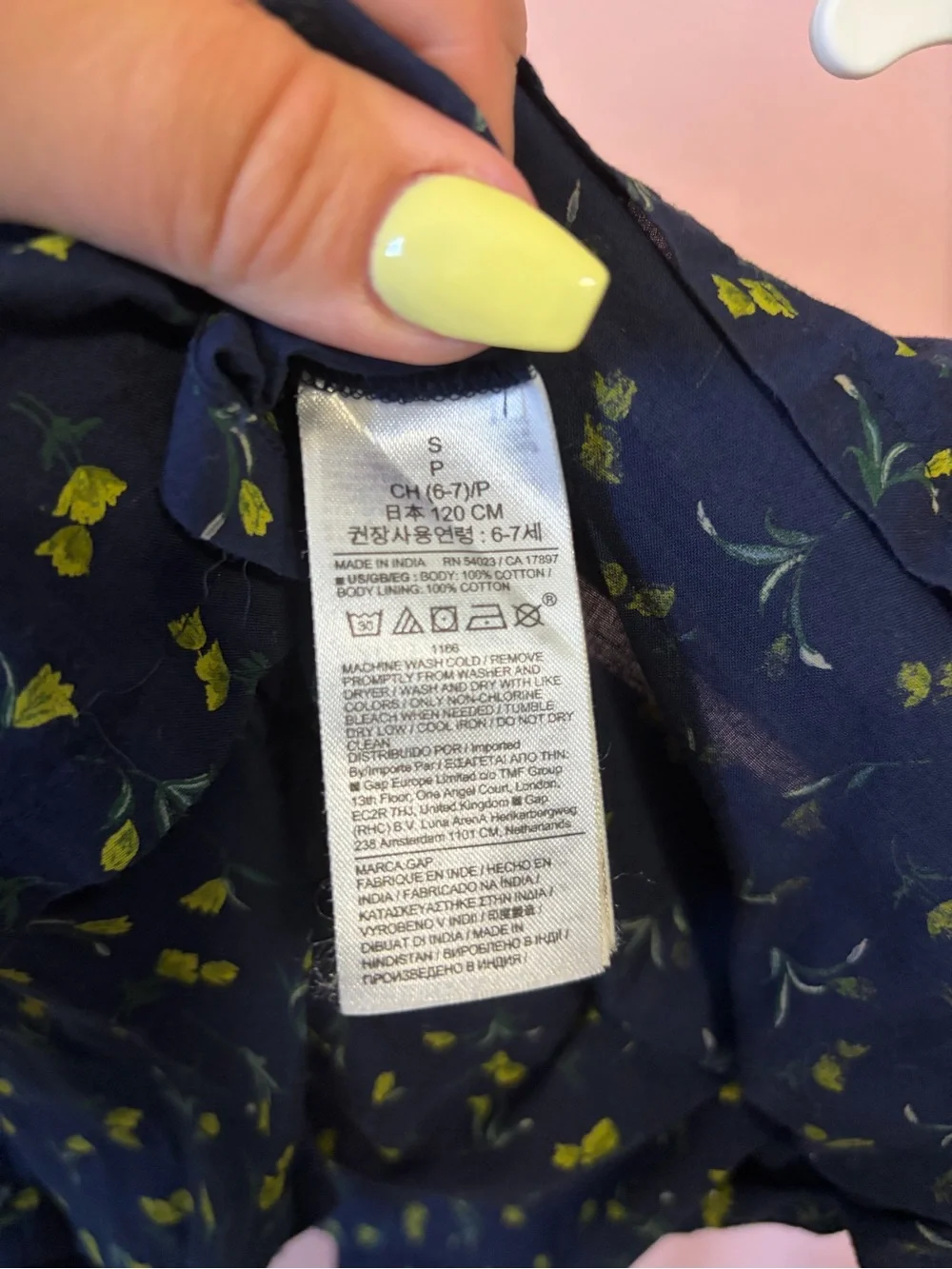GAP kids Navy Floral Ruffle Skirt Green Print and matching green shirt size 6/7